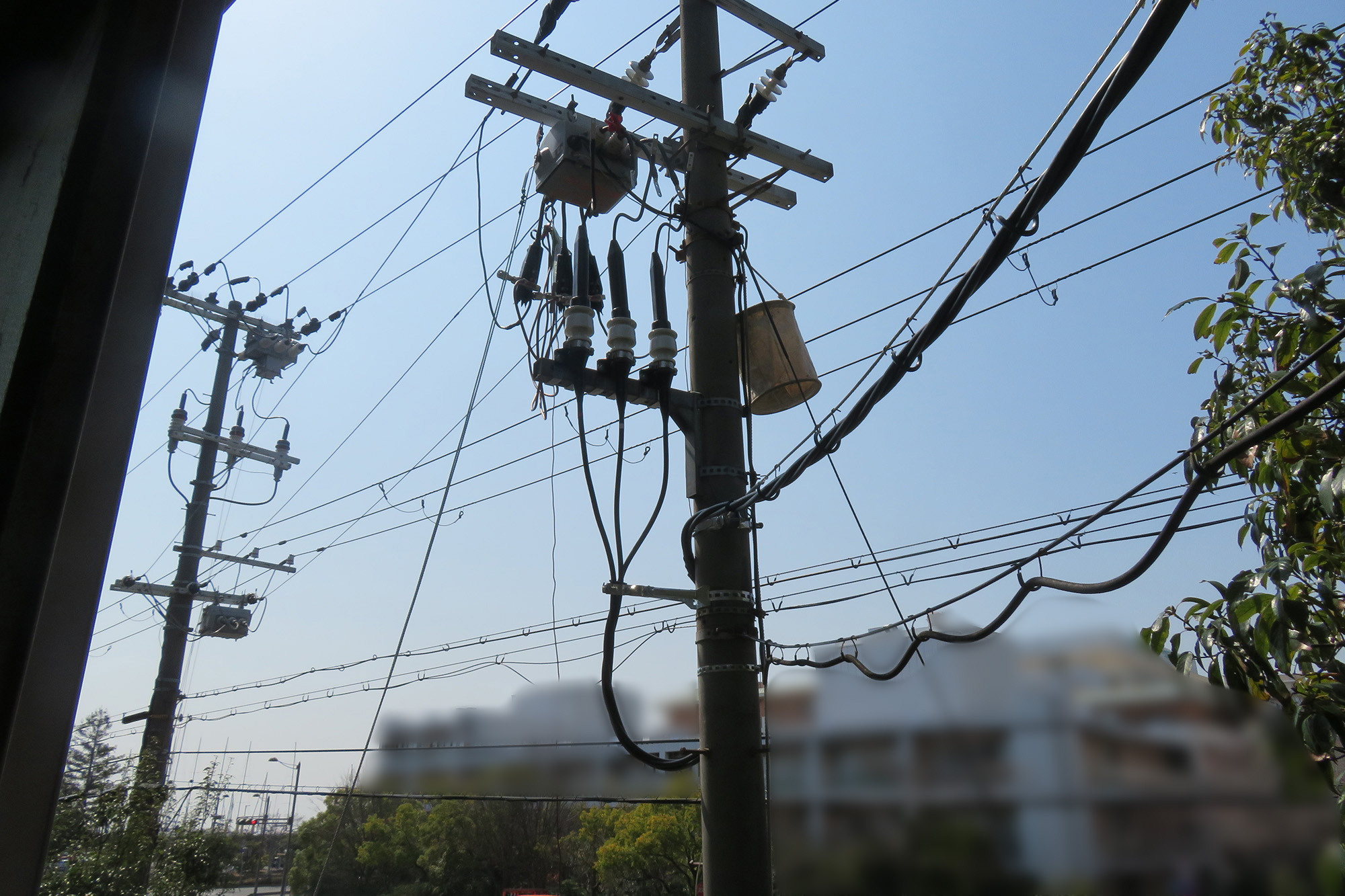 電柱工事・電気工事・復旧工事
